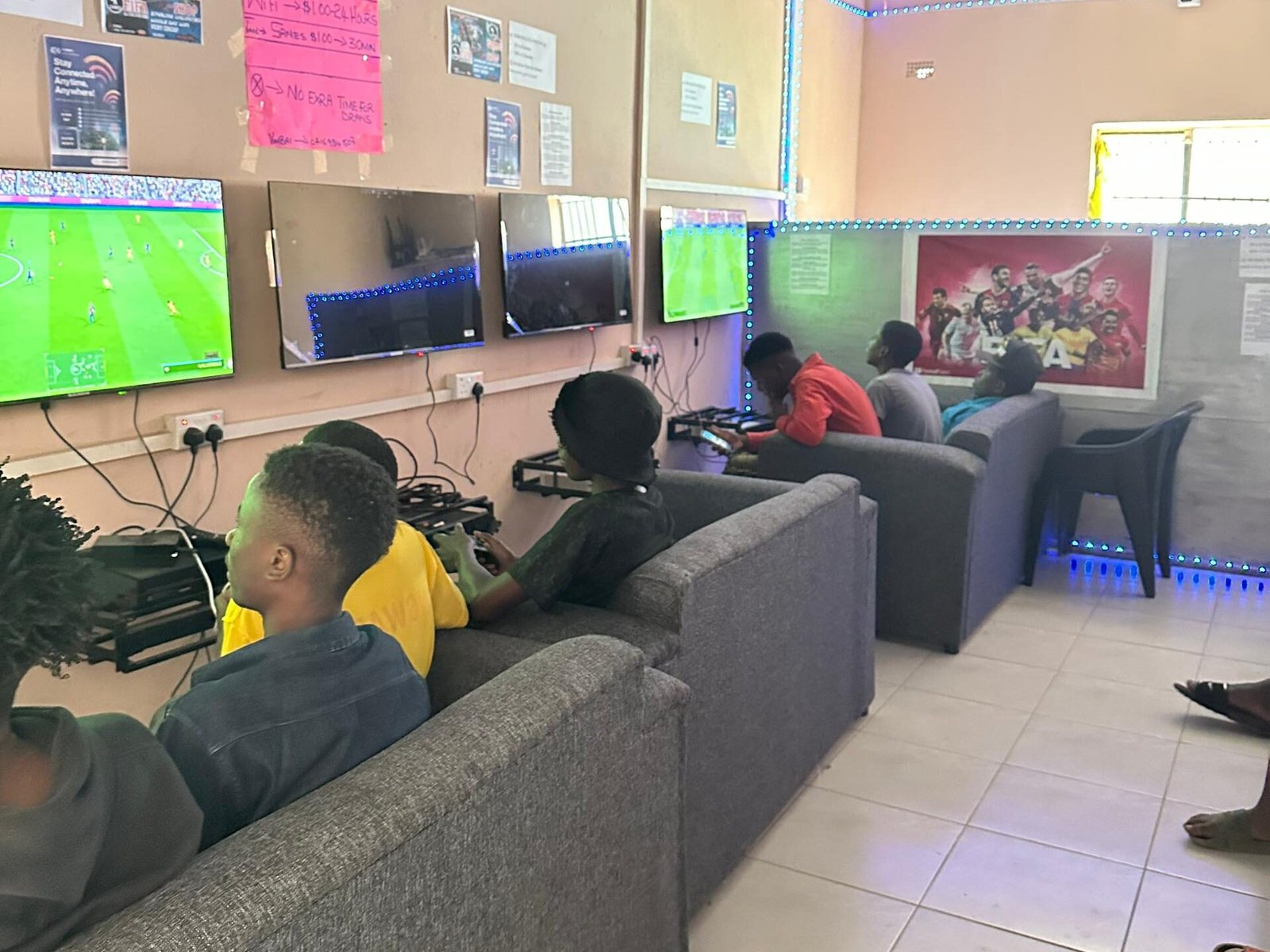 people enjoying FC26 at K Star Gamers